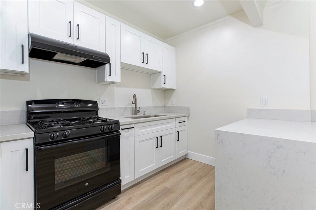 14319 Tiara Street #14319-2 - Photo 5 of 14