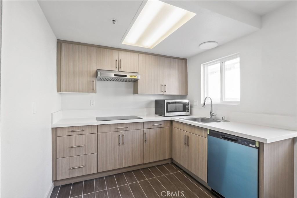 112 Primrose Avenue #112C - Photo 7 of 8