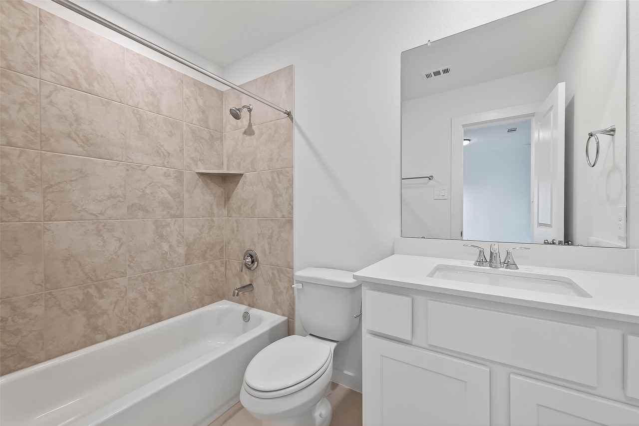 3222 Kindred Way #3222 - Photo 4 of 50