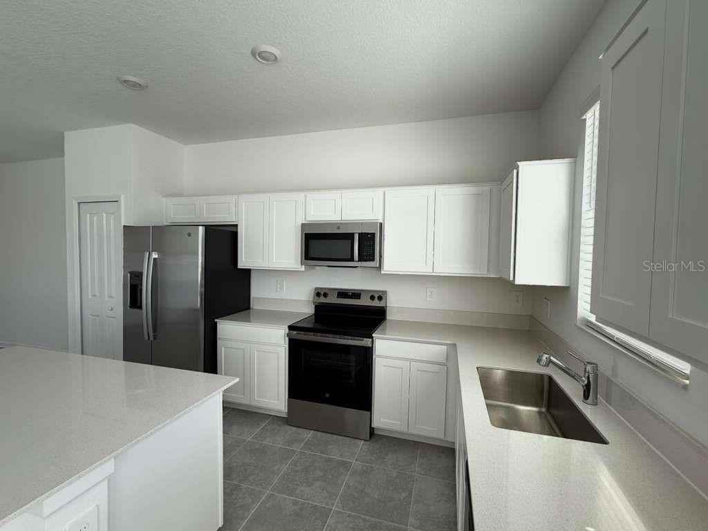 120 Bogey Dr #120 - Photo 7 of 31