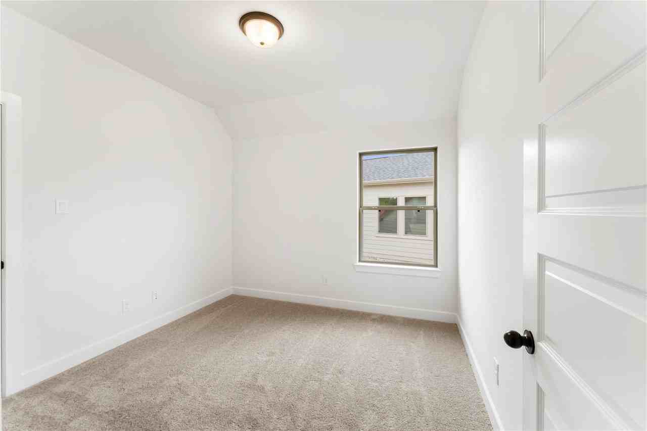 5323 Birch Shadow Drive #5323 - Photo 6 of 42