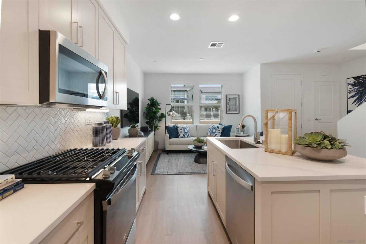 2000 Avenida Senna #2000STETH2 - Photo 4 of 12