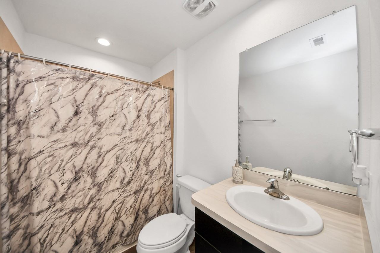 5322 Shady Olive St #5322 - Photo 5 of 34