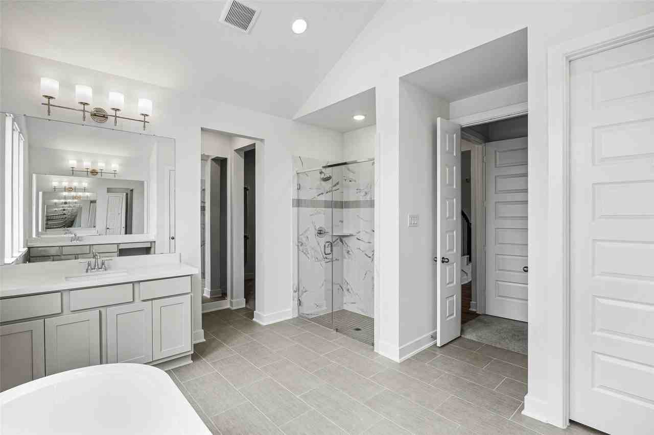 29024 Red Loop Drive #29024 - Photo 4 of 47