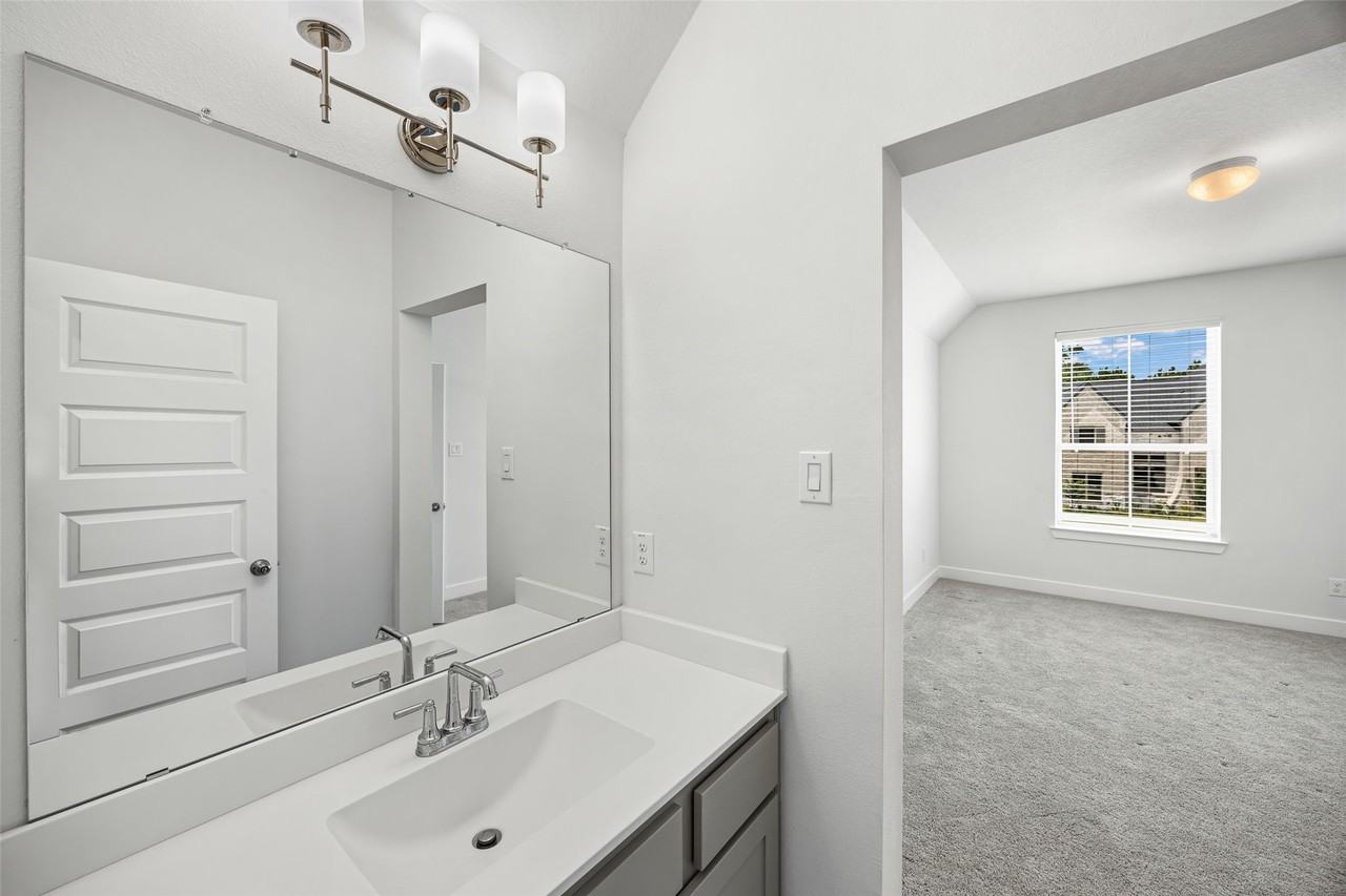 29024 Red Loop Drive #29024 - Photo 5 of 47