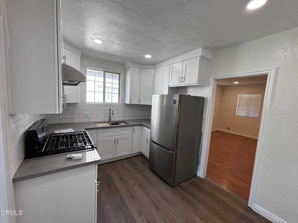 621 Sierra Vista Avenue #621 - Photo 2 of 24