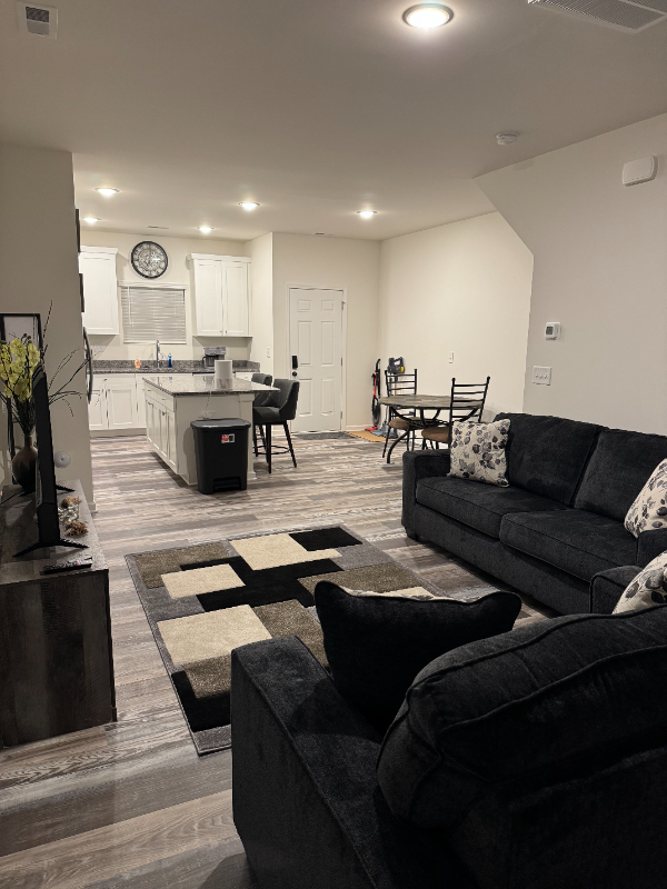 533A Gantt St #533A - Photo 3 of 30