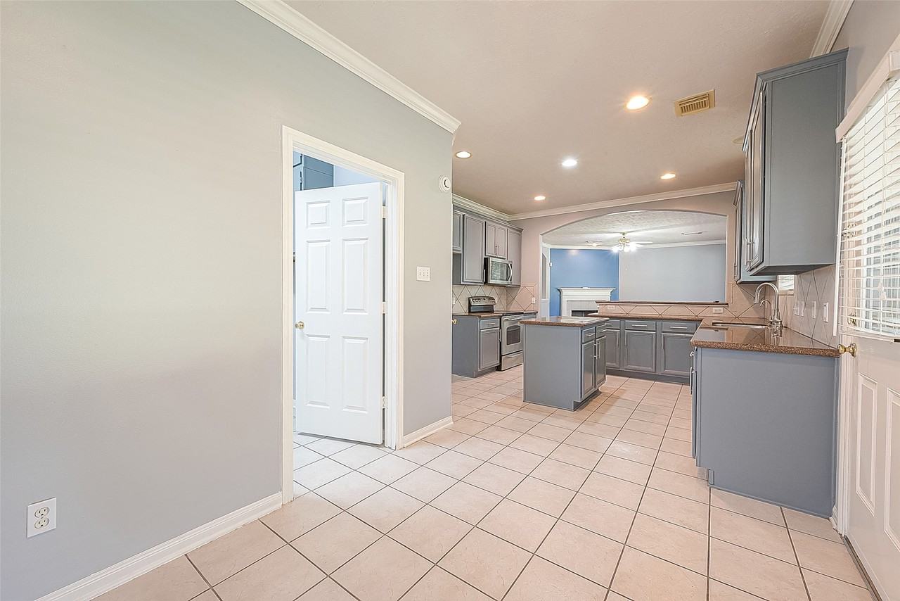 13835 Desert Canyon Drive #13835 - Photo 7 of 45