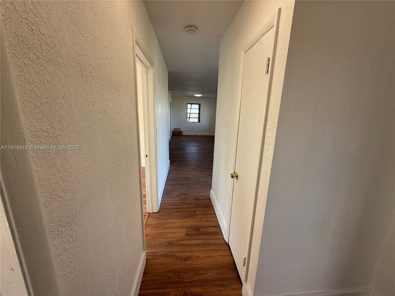 1430 Nw 176th Ter #1430 - Photo 5 of 14