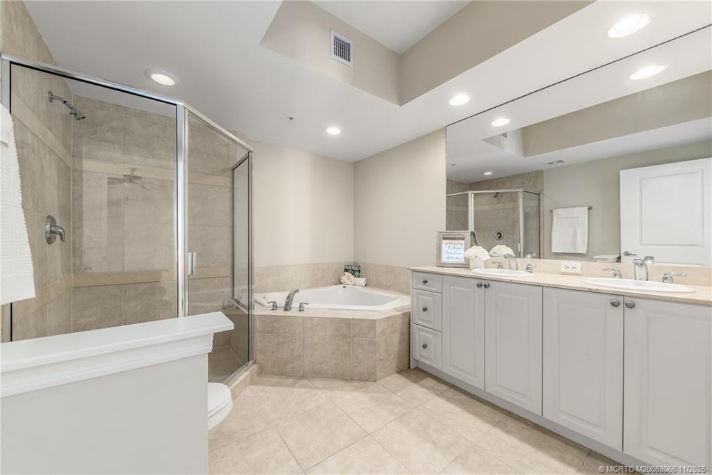 715 Nw Flagler Ave #715-202 - Photo 2 of 26