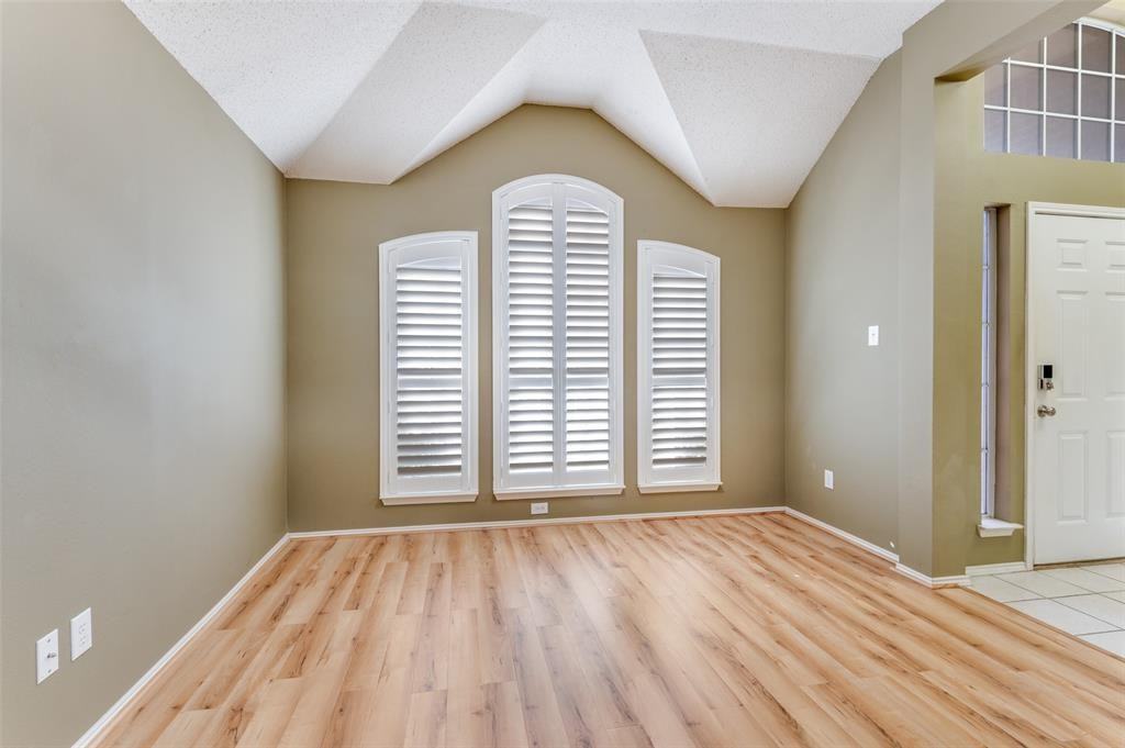 4921 Tulip Ln #4921 - Photo 2 of 12
