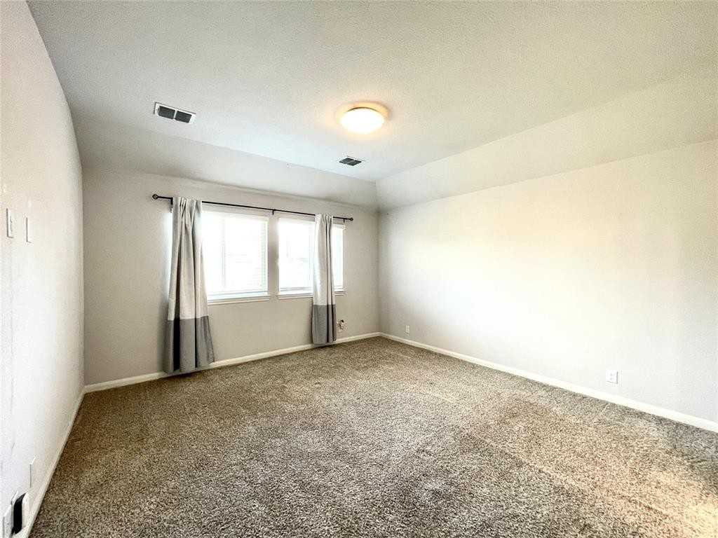 1097 Kingbird Ln #1097 - Photo 7 of 20