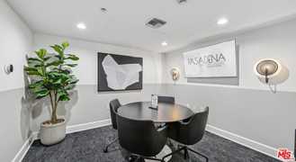 290 North Hudson Avenue - Photo 1 of 1