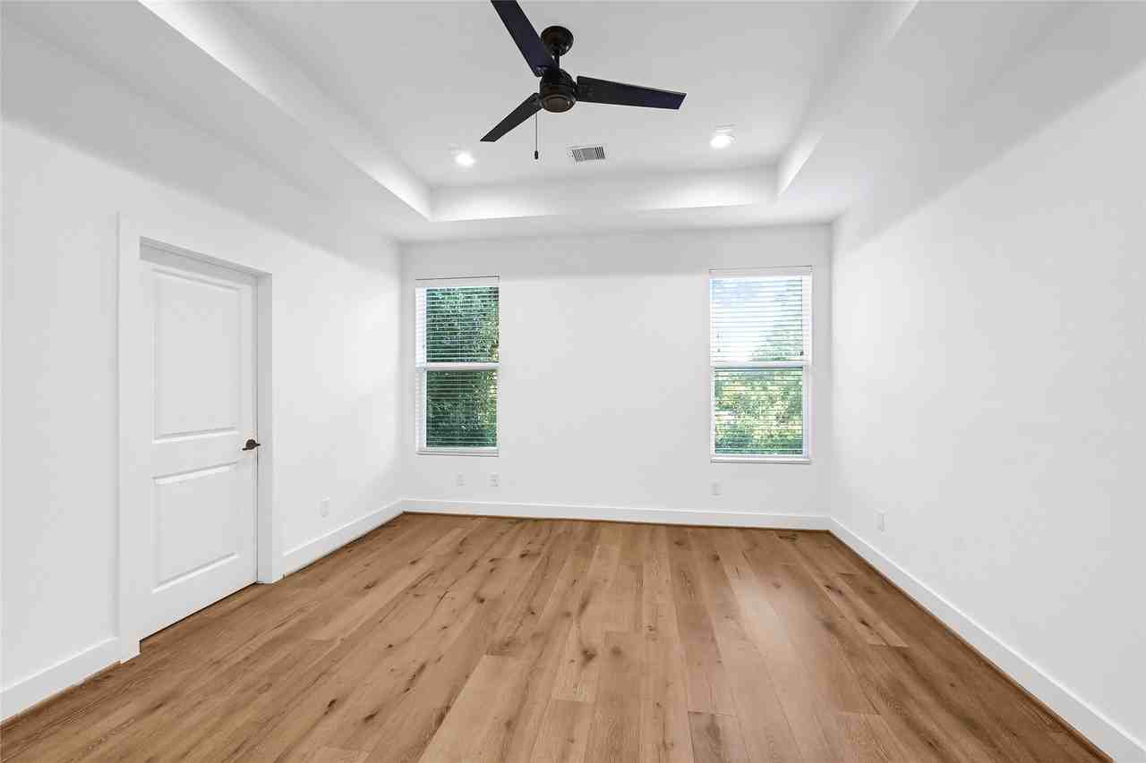 4516 Curtin Park Ct #4516 - Photo 6 of 32