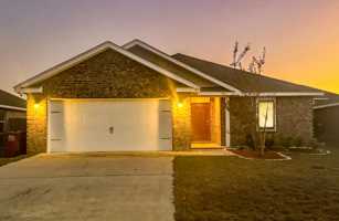 featured image of 831 Moorhen Way