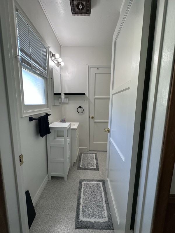 3950 Cerritos Ave - Photo 4 of 8