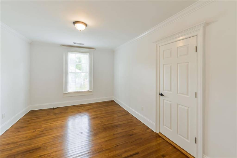 331 North Avenue - Photo 7 of 16