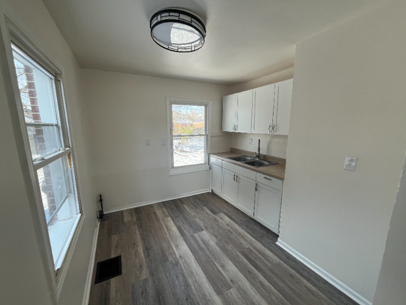 721 Winston Dr #721 - Photo 4 of 10