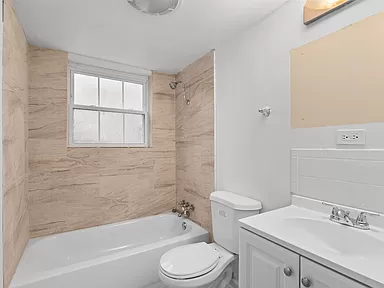 1902 Se 4th St - Photo 7 of 9