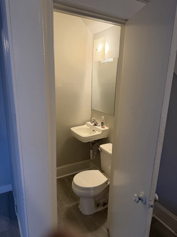 1309 N Madison St - Photo 5 of 11