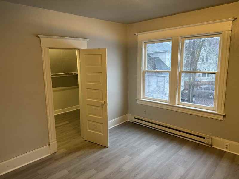 1309 N Madison St - Photo 7 of 11