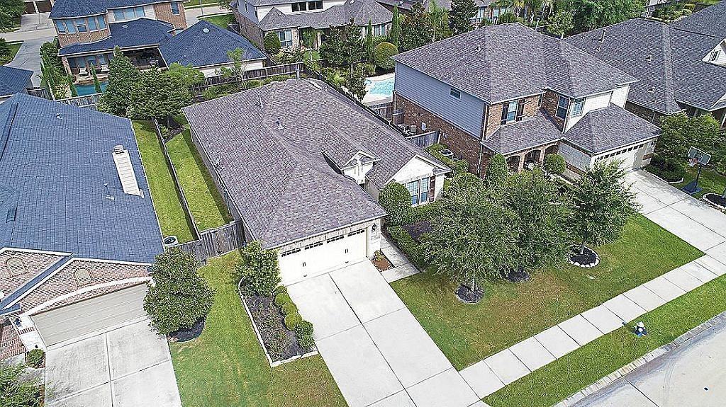 10011 Terrance Springs Lane #10011 - Photo 5 of 37