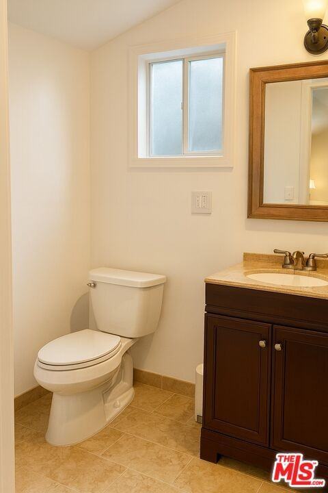 5240 Buffalo Ave #5240 - Photo 5 of 13