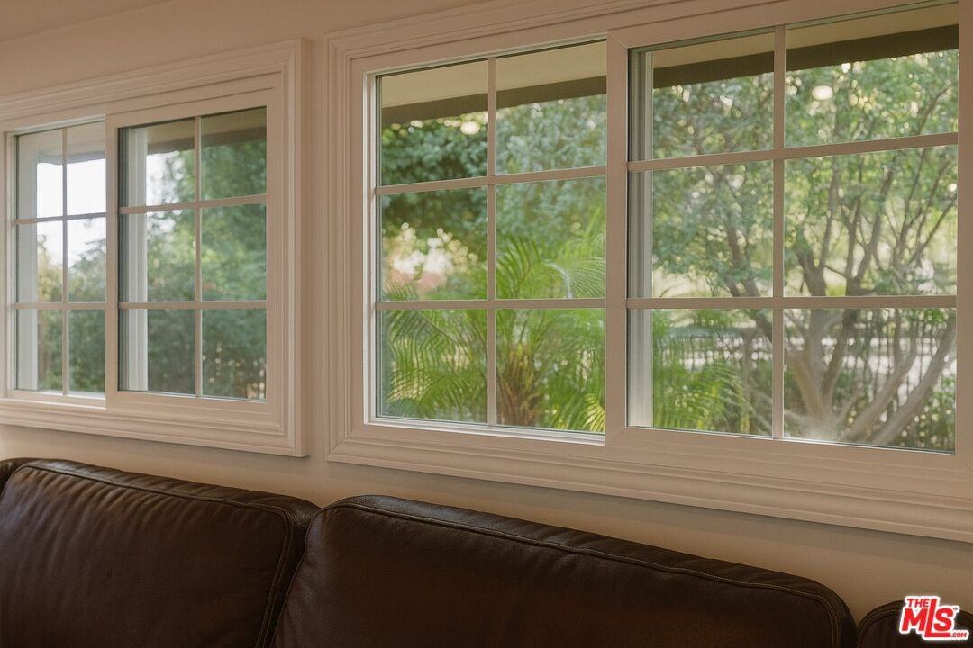 5240 Buffalo Ave #5240 - Photo 7 of 13