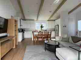 featured image of 10431 Newbliss Way #10431