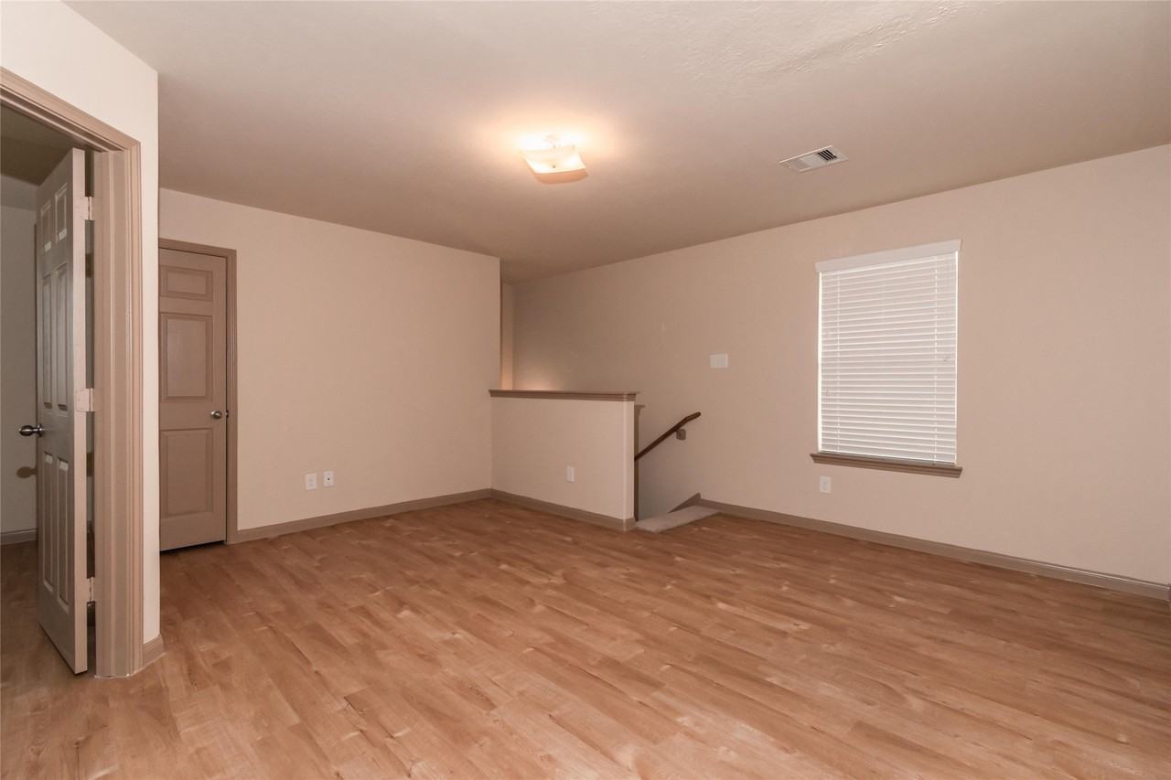 5811 Kyle Cove Drive #5811 - Photo 5 of 13