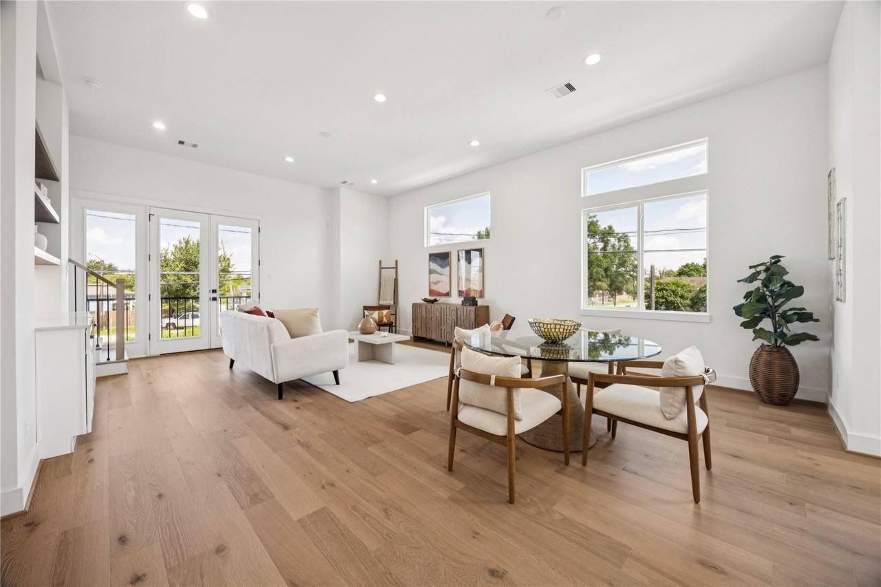 2806 Mills Street #2806 - Photo 2 of 29