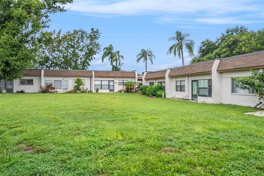 2965 Flint Dr N #2965-2965 - Photo 3 of 21