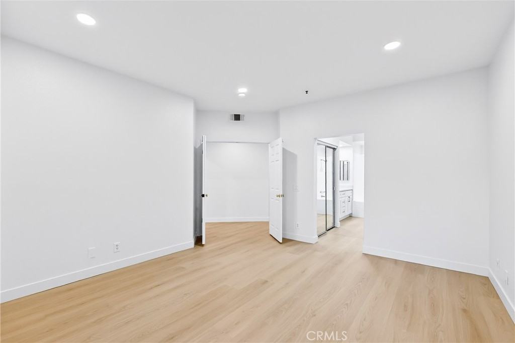 78 Magellan Aisle #78 - Photo 5 of 22