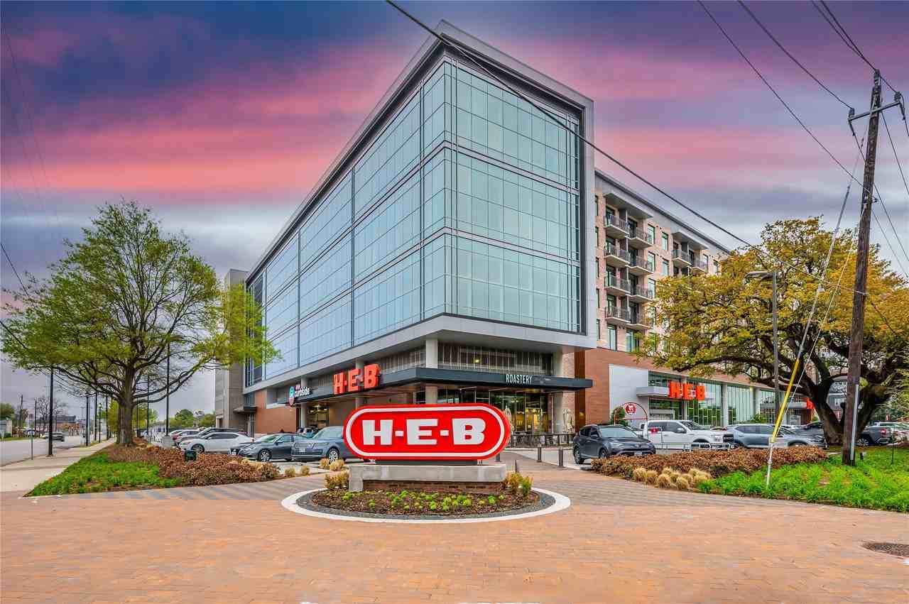 2471 West 11th Street #2471 - Photo 4 of 39