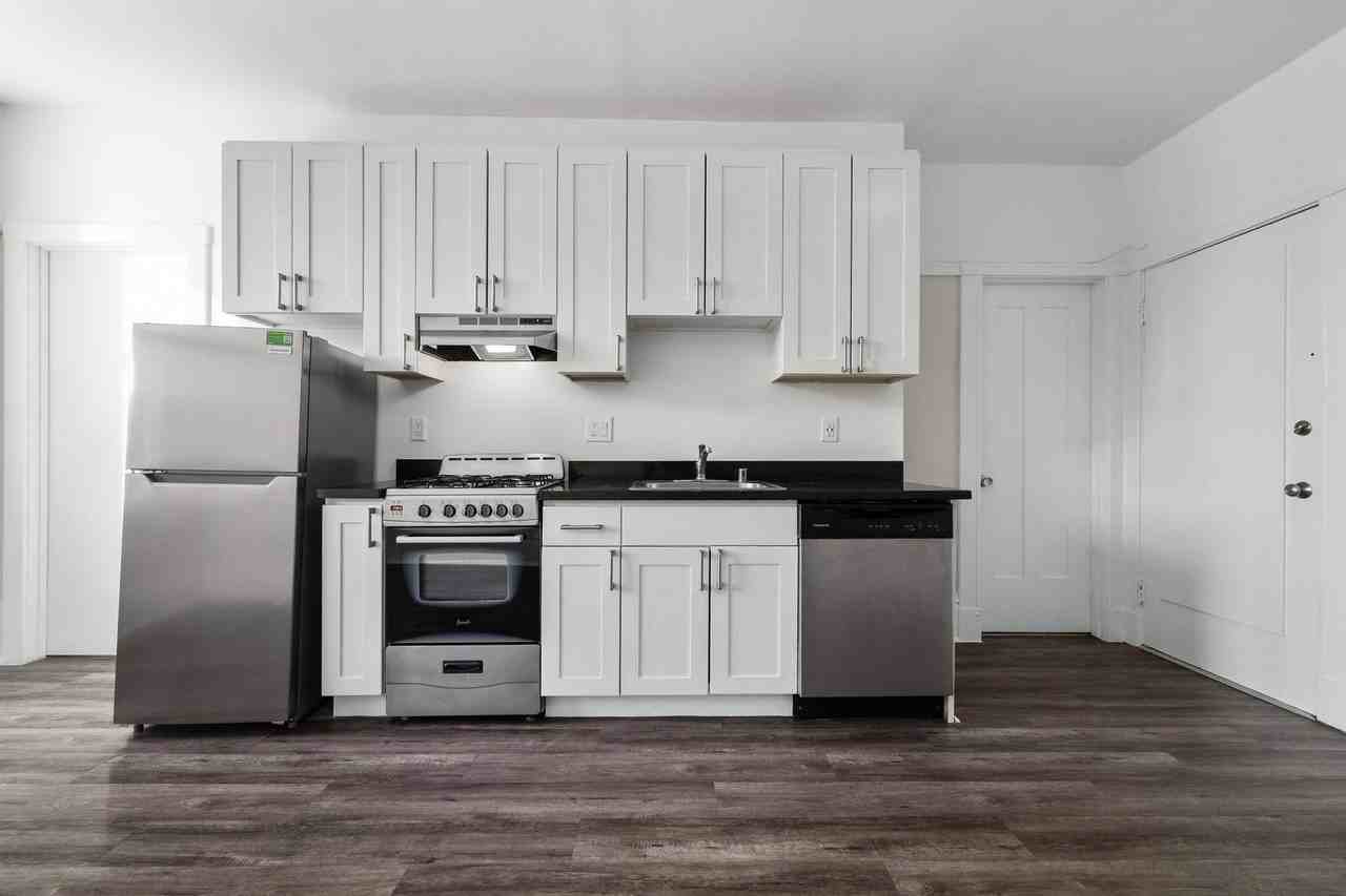 750 O'Farrell - Photo 3 of 30