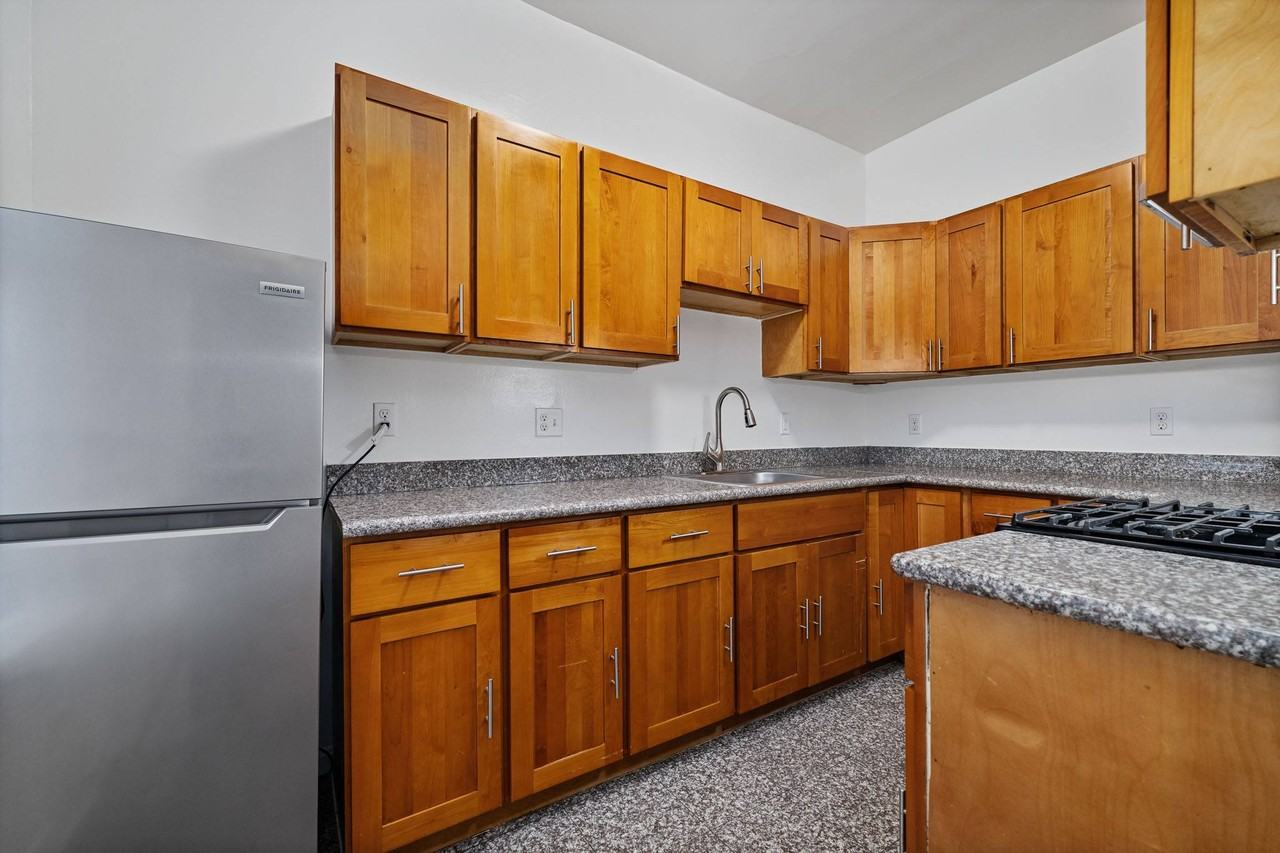 750 O'Farrell - Photo 7 of 30