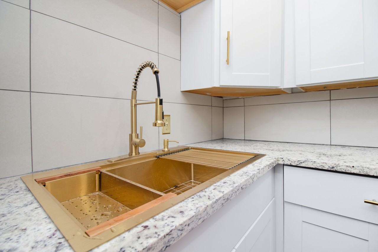 1783 Ridgewood Dr Ne #2 - Photo 7 of 14