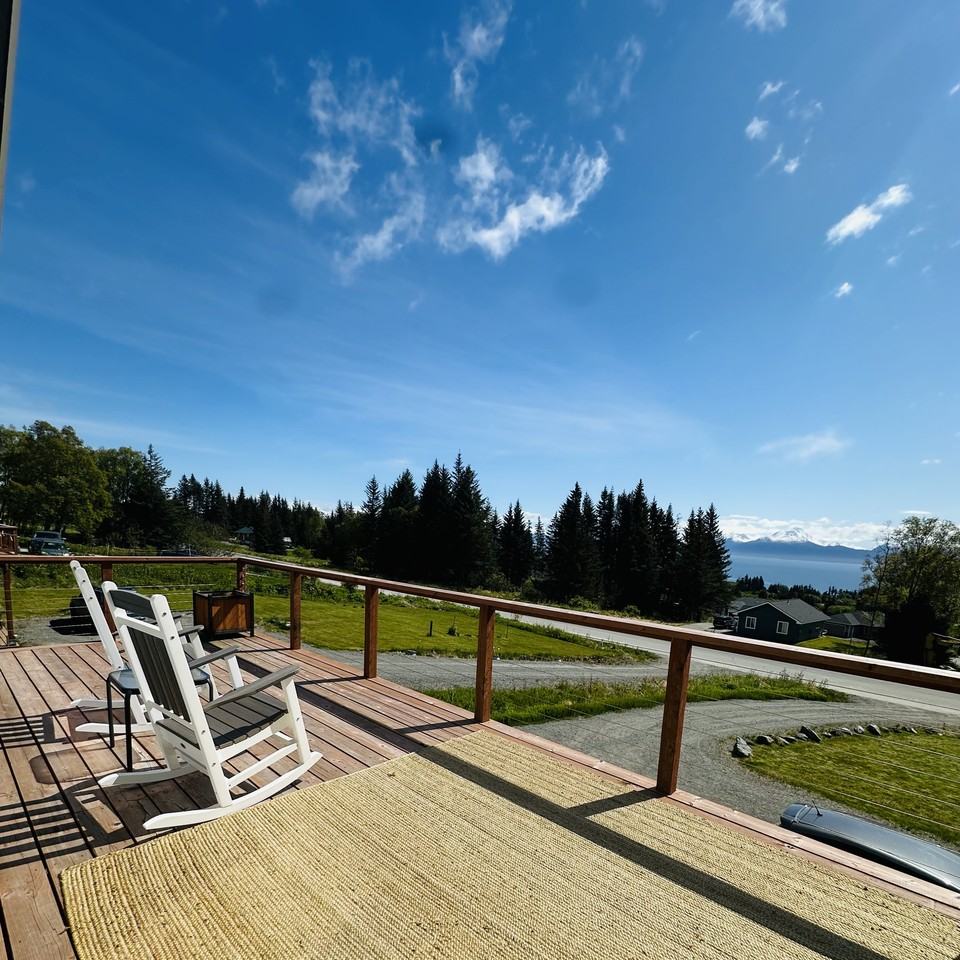 1170 Eric Lane #1 - Photo 3 of 20