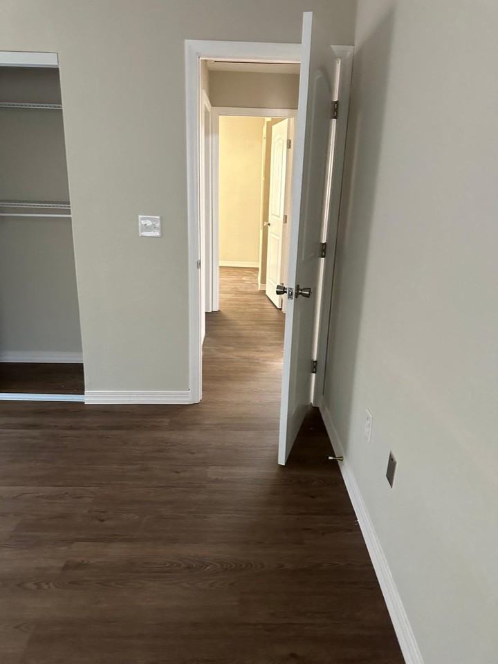 825 Booker Avenue #NA - Photo 2 of 20