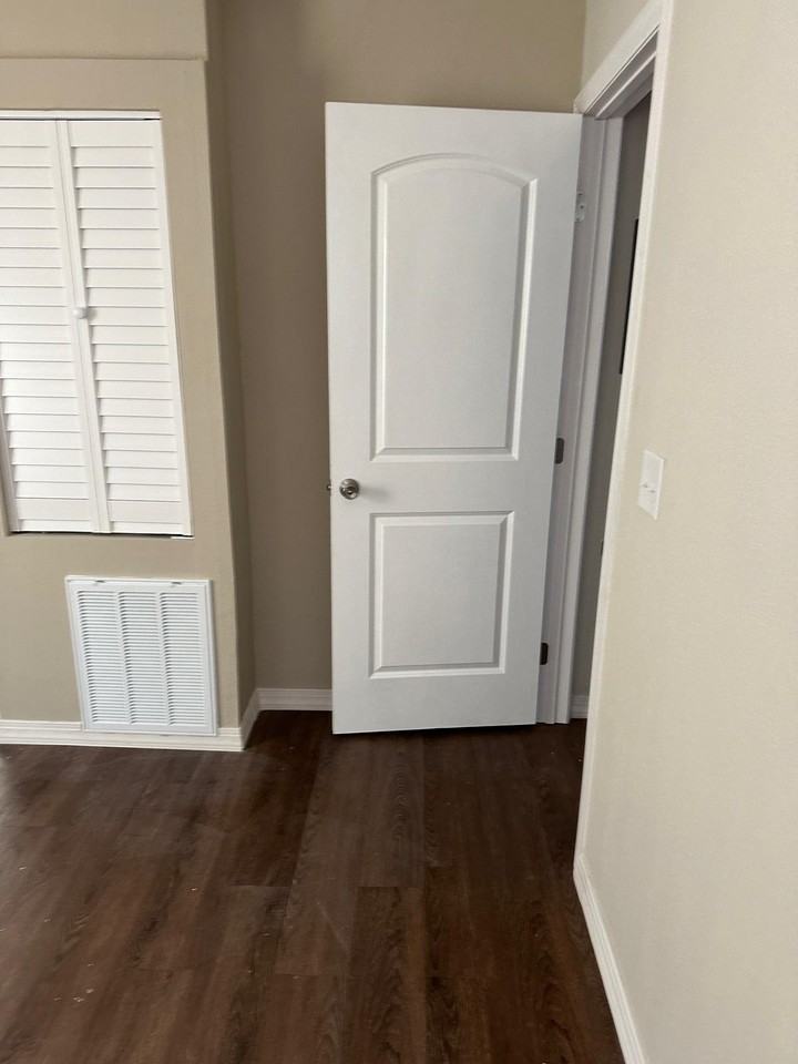 825 Booker Avenue #NA - Photo 4 of 20