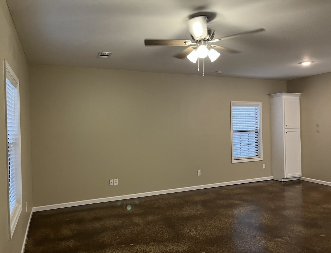 1032 S Veterans Memorial Blvd #1032A - Photo 6 of 40