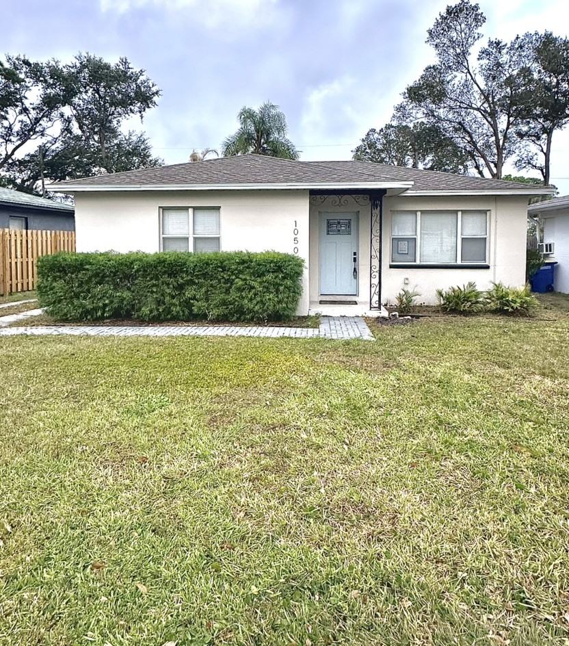 1050 Nokomis Street - Photo 3 of 29