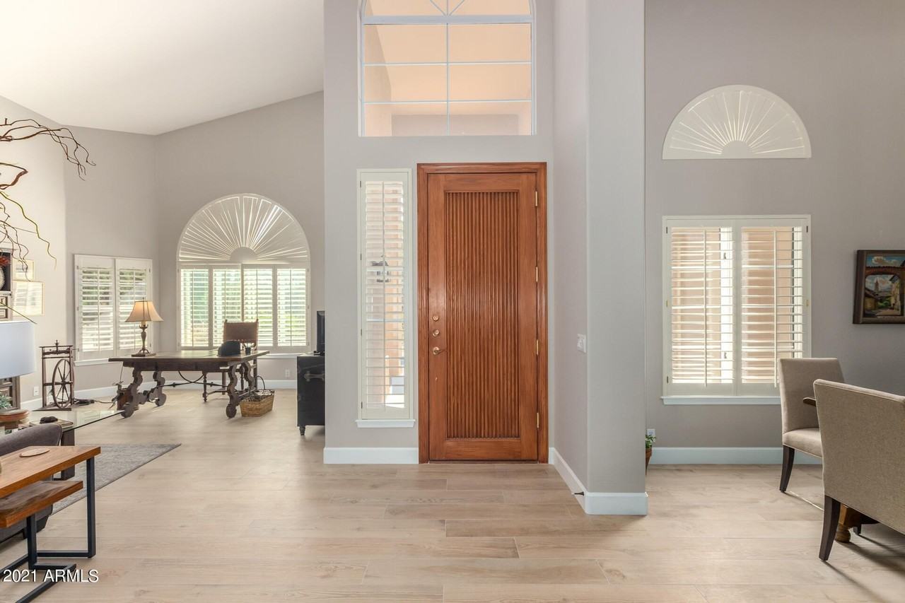 9386 E Southwind Ln - Photo 4 of 30