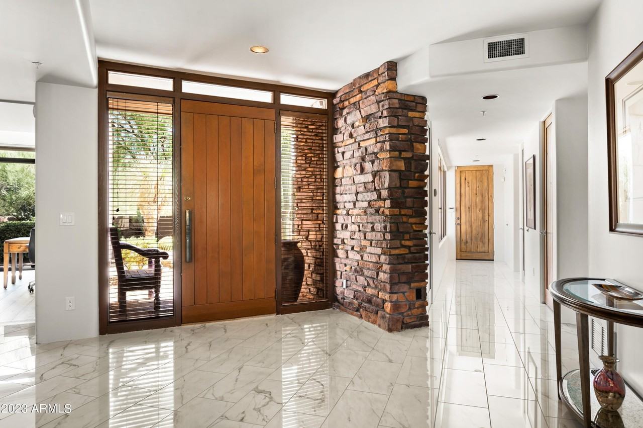 10010 Taos Drive - Photo 2 of 50