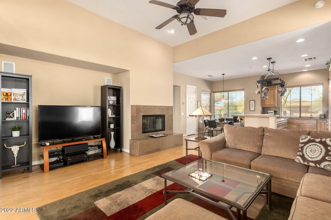 7395 East Brisa Drive - Photo 3 of 28