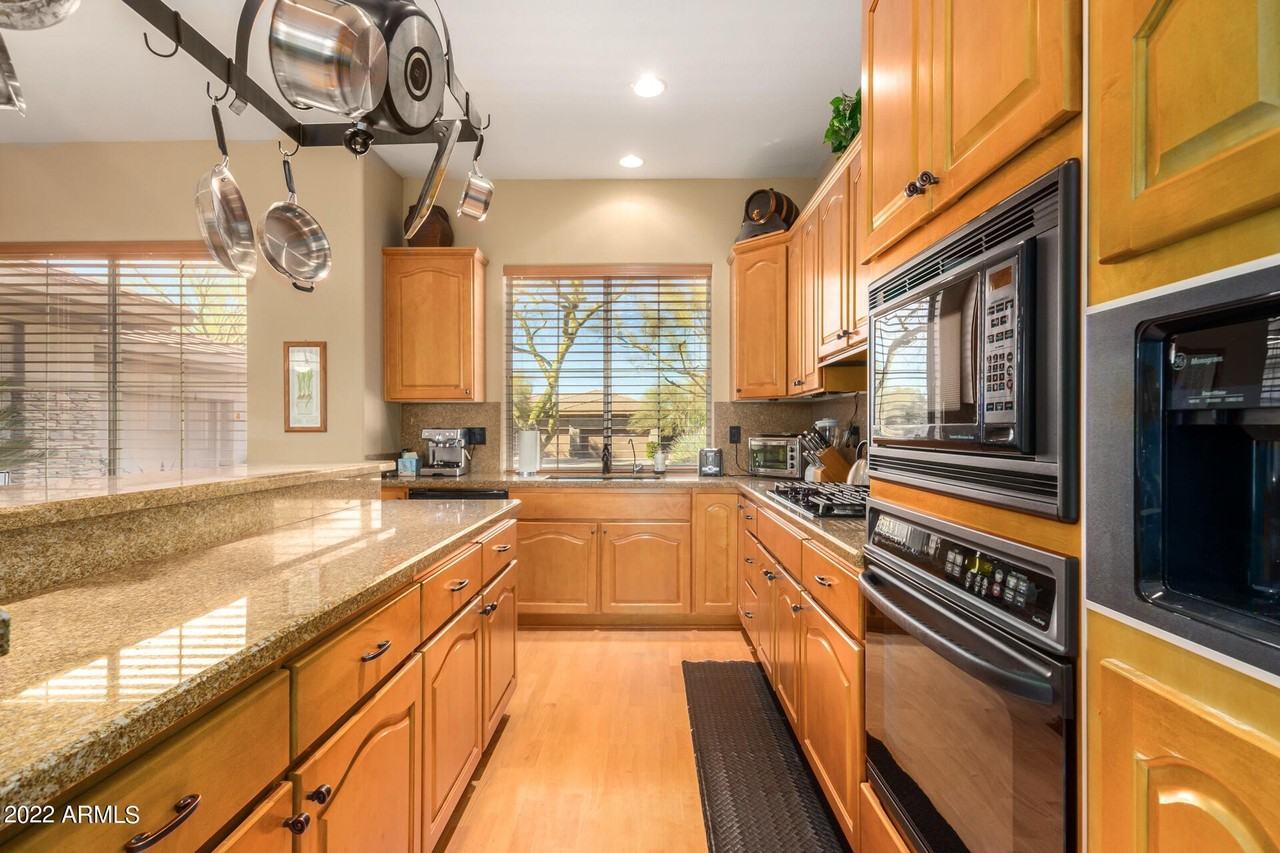 7395 East Brisa Drive - Photo 7 of 28