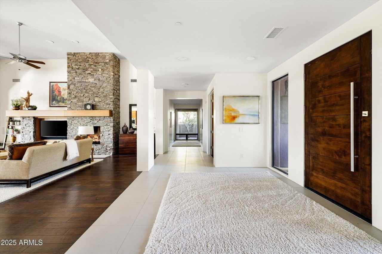 9894 E Miramonte Dr - Photo 4 of 50