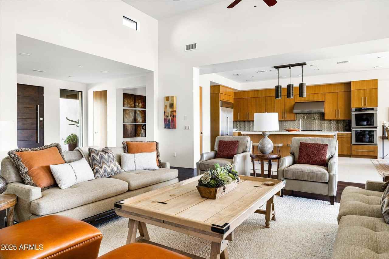 9894 E Miramonte Dr - Photo 6 of 50