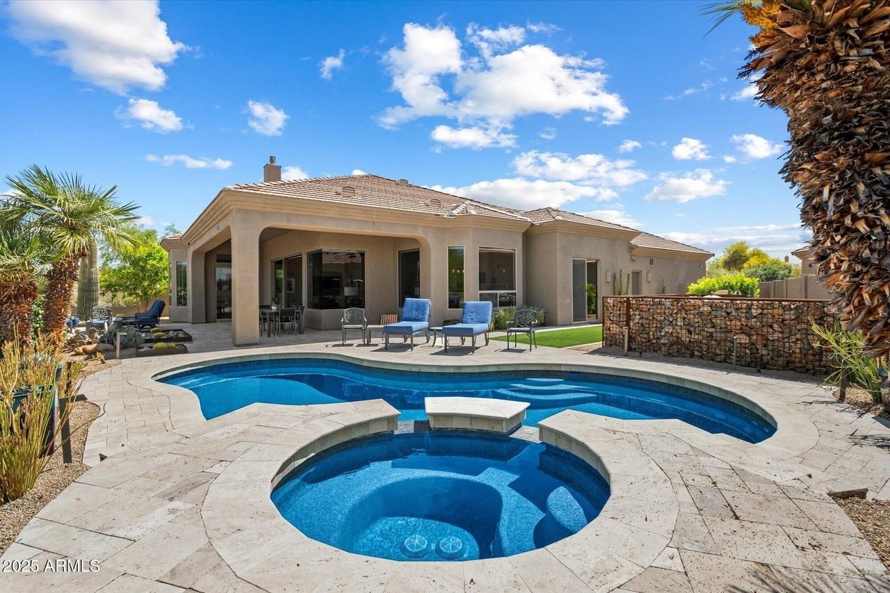 9338 Prairie Circle - Photo 2 of 22