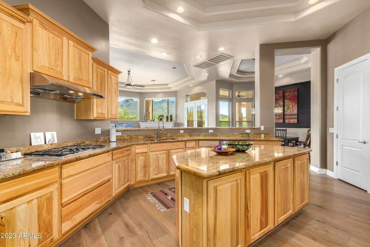 6945 Stevens Road - Photo 7 of 40